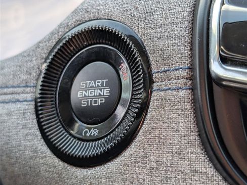 Used 2022 Jeep Compass Latitude image 22