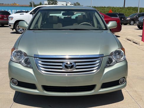 Used 2008 Toyota Avalon XLS FWD image 3