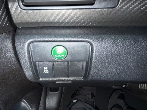 Used 2016 Honda Accord Sport image 17