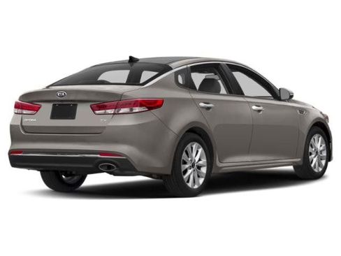 Used 2018 Kia Optima EX image 5