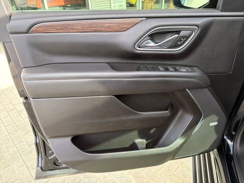 Used 2021 Chevrolet Tahoe High Country image 10