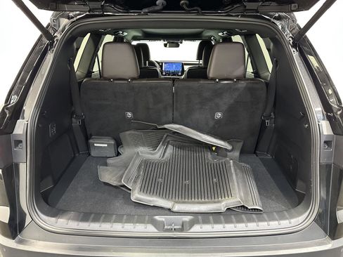 Used 2024 Lexus TX 350 AWD w/ Captains Chair Package image 32