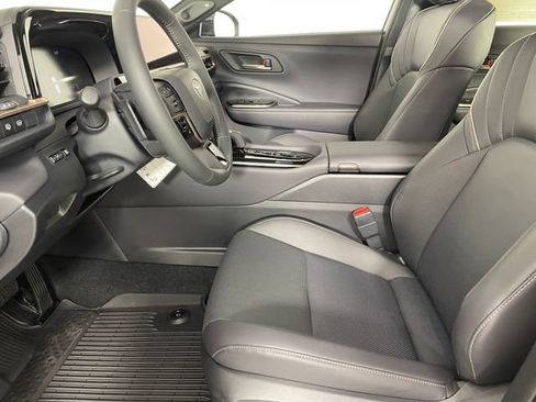 New 2026 Toyota Crown Signia AWD/4WD image 2