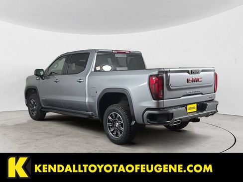 Used 2024 GMC Sierra 1500 AT4 w/ AT4 Premium Package AWD/4WD image 7