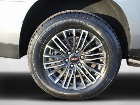 New 2026 GMC Yukon XL Elevation w/ LPO, Floor Liner Package image 37