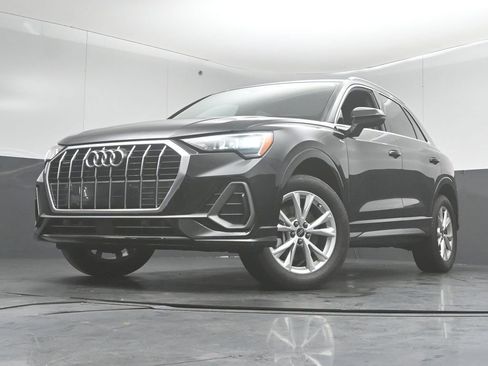 Used 2022 Audi Q3 2.0T Premium image 38