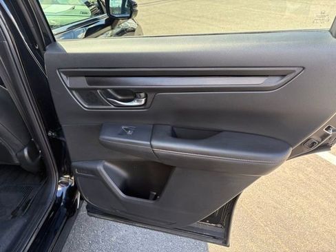 Used 2025 Honda CR-V Sport-L image 33