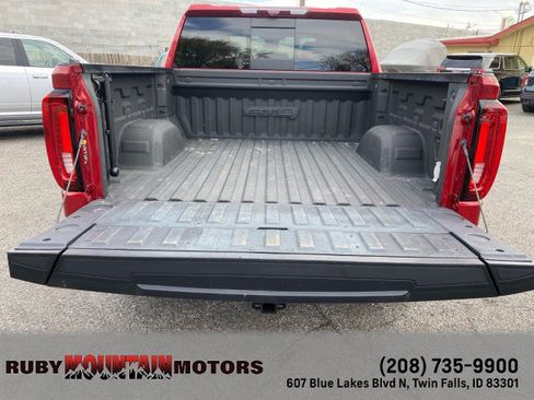 Used 2022 GMC Sierra 1500 AT4 w/ AT4 Premium Package AWD/4WD image 25