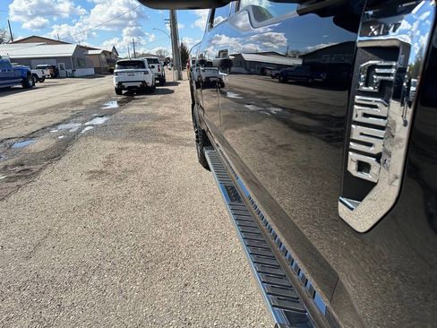 Used 2017 Ford F250 XLT w/ XLT Value Package AWD/4WD image 28