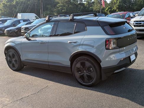 New 2026 Volvo EX30 Cross Country Ultra w/ Protection Package Premier AWD/4WD image 4