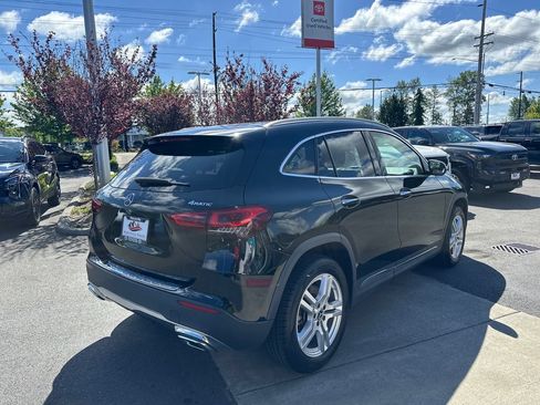 Used 2023 Mercedes-Benz GLA 250 4MATIC image 5