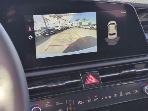 New 2026 Kia Niro Wind FWD image 15