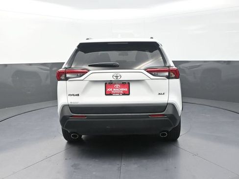 Certified 2025 Toyota RAV4 XLE FWD image 7