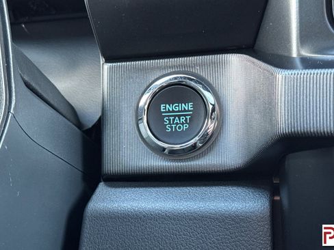 Used 2026 Ford F450 Platinum w/ FX4 Off-Road Package image 27