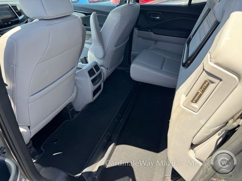 Used 2018 Honda Ridgeline RTL-E image 10
