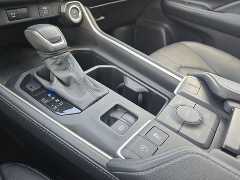 Certified 2025 Toyota Grand Highlander AWD image 22