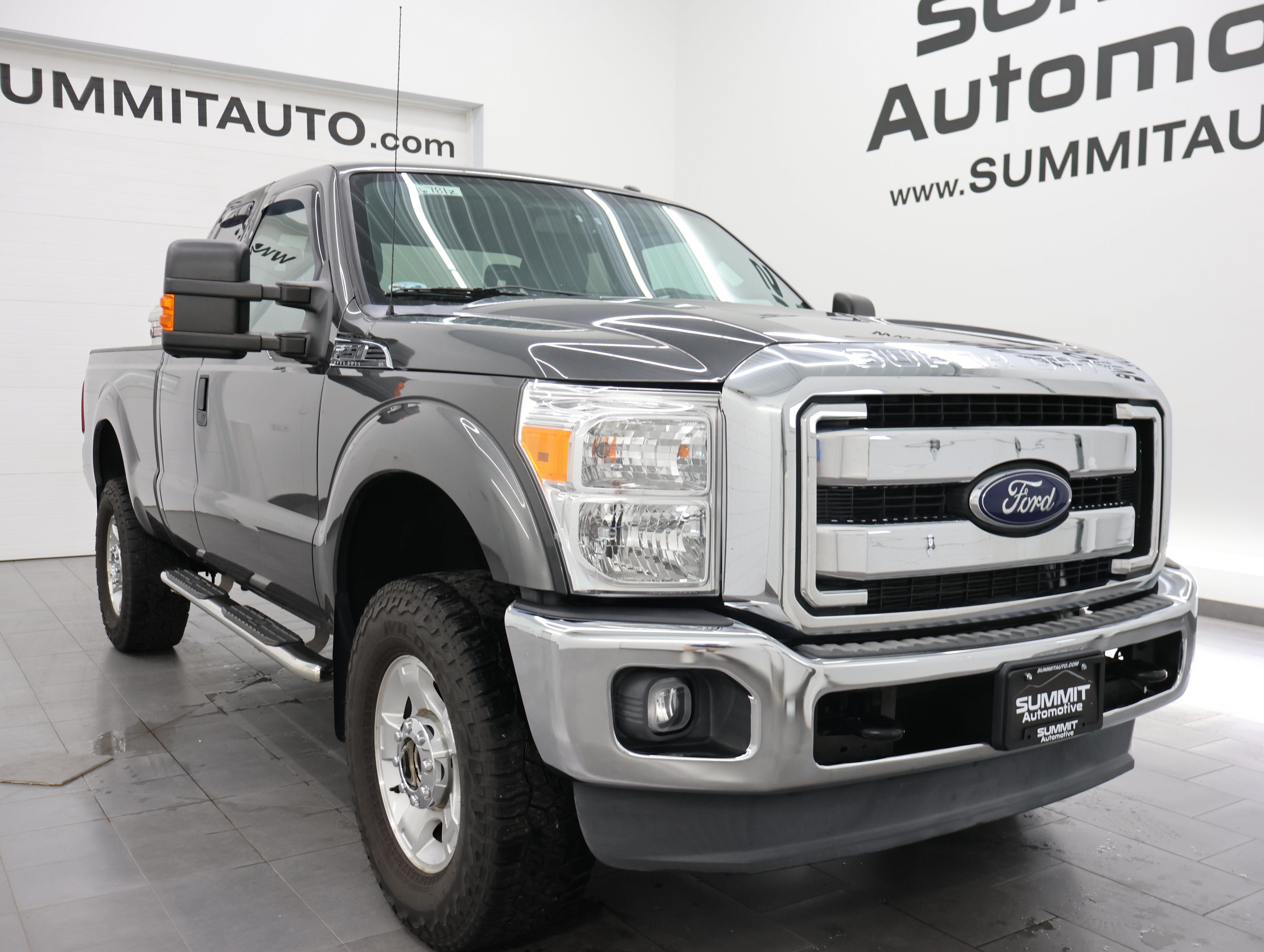 Used 2016 Ford F250 XLT w/ XLT Value Package AWD/4WD image 2