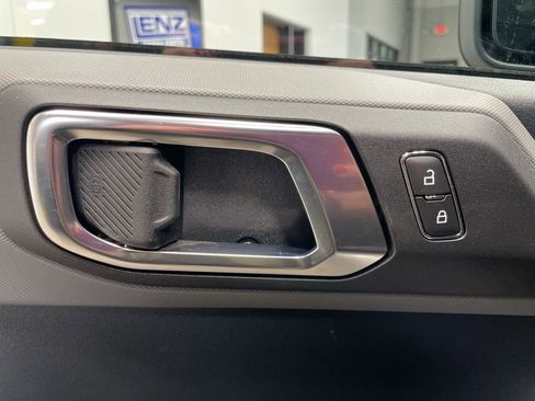 Used 2024 Ford Bronco Big Bend AWD/4WD image 23