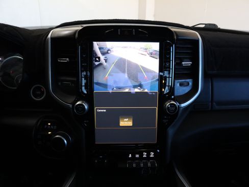 Used 2022 RAM 1500 Big Horn AWD/4WD image 29