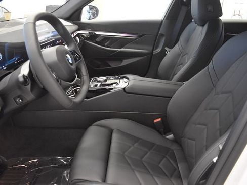 New 2027 BMW 530i xDrive w/ Premium Package AWD/4WD image 22