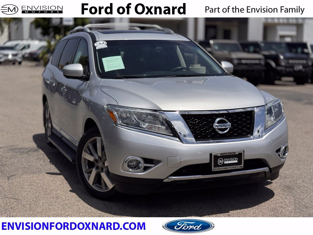 Used 2015 Nissan Pathfinder Platinum w/ Cargo Package FWD image 1