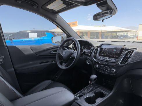 Used 2023 Chevrolet Equinox RS w/ RS Leather Package AWD/4WD image 9
