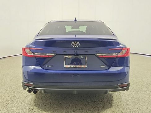 Used 2026 Toyota Camry SE FWD image 6