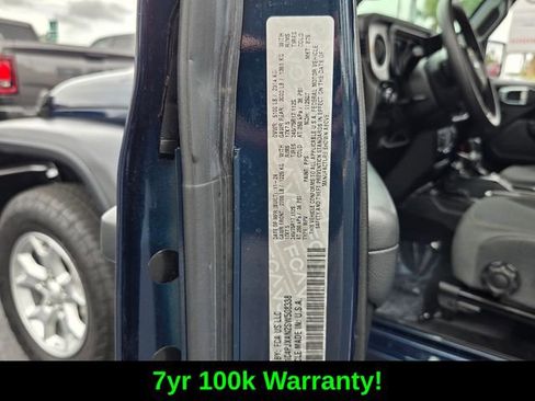 Used 2025 Jeep Wrangler Sport AWD/4WD image 20