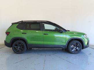 New 2026 Volkswagen Taos SE video 2