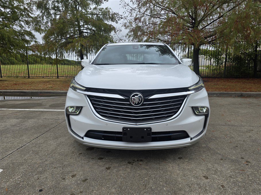 Used 2023 Buick Enclave Essence w/ Experience Buick Package FWD image 9