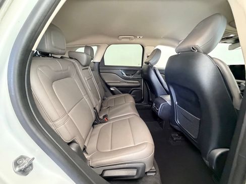 Used 2023 Lincoln Corsair Reserve w/ Equipment Group 201A AWD/4WD image 8