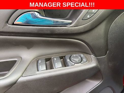 Used 2024 Chevrolet Equinox LT w/ LPO, Floor Liner Package FWD image 35