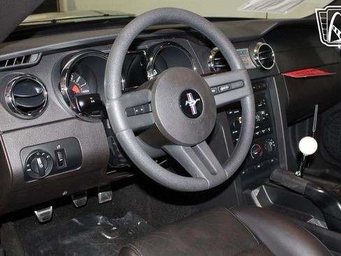 Used 2007 Ford Mustang GT image 32