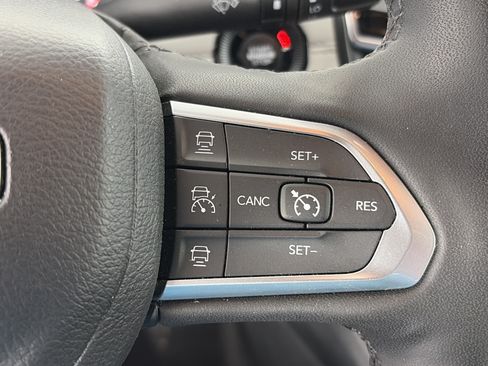 Used 2023 Jeep Compass Limited AWD/4WD image 33