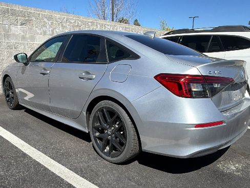 Certified 2023 Honda Civic Sport image 3