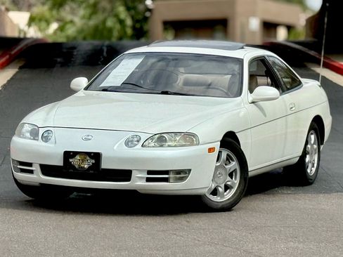 Used 1995 Lexus SC 400 Coupe image 2