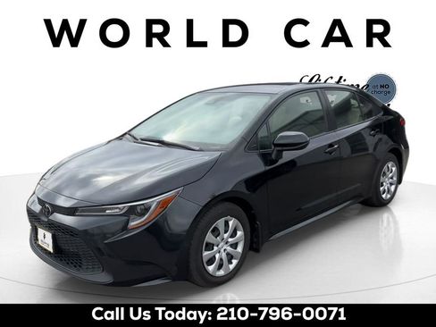 Used 2022 Toyota Corolla LE image 7