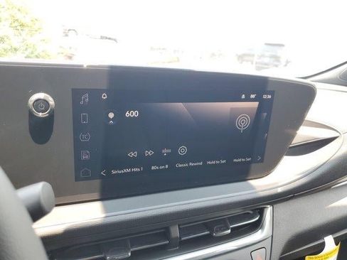 New 2026 Buick Envista Preferred FWD image 24