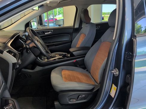 Used 2018 Ford Edge SEL w/ Equipment Group 201A AWD/4WD image 12