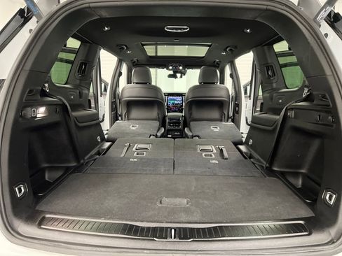 Used 2024 Jeep Grand Cherokee L Limited w/ Luxury Tech Group II image 39