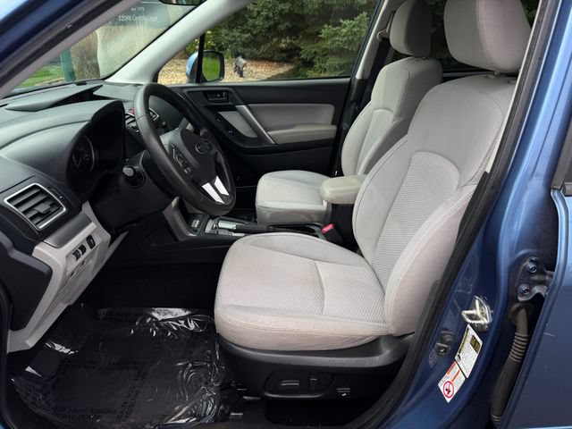 Used 2017 Subaru Forester 2.5i Premium w/ All-Weather Package AWD/4WD image 6