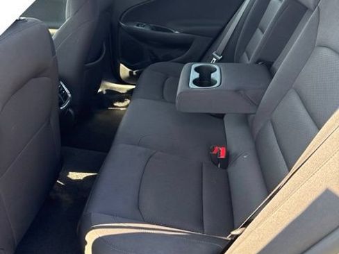 Used 2025 Chevrolet Malibu LT FWD image 12