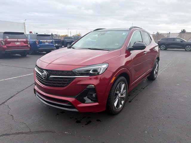 Used 2020 Buick Encore GX Essence w/ Experience Buick Package FWD image 2