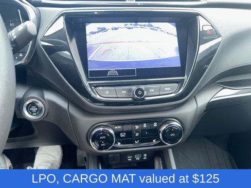 Used 2023 Chevrolet TrailBlazer LT w/ Convenience Package FWD image 9