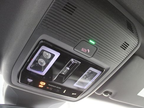Used 2023 Volkswagen ID.4 Pro S RWD image 18
