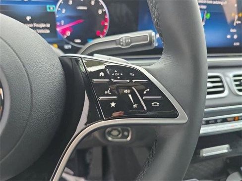 Certified 2026 Mercedes-Benz GLE 350 4MATIC image 38