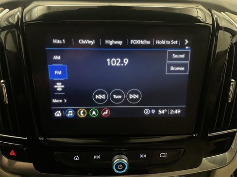 Used 2023 Chevrolet Traverse Premier image 7