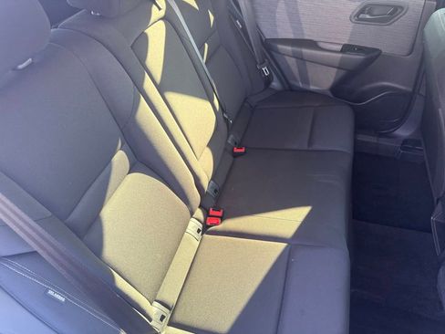 Used 2023 Nissan Rogue S AWD/4WD image 36