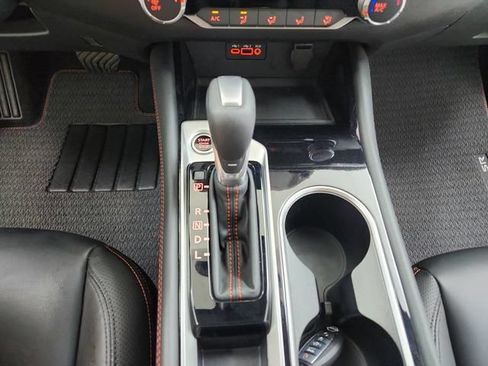 Used 2025 Nissan Altima 2.5 SR FWD image 24