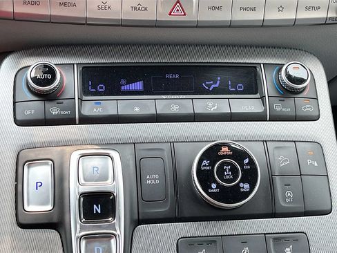 Used 2020 Hyundai Palisade SEL w/ Premium Package AWD/4WD image 15